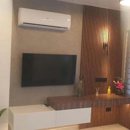 Lägenhet Deluxe 1 Bed Ayios Dometios Agios Dhometios