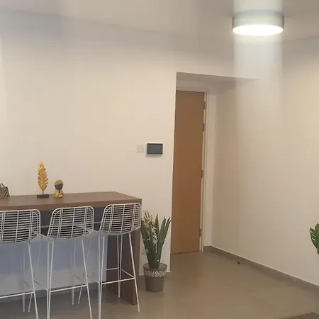 Deluxe 1 Bed Ayios Dometios Apartman Ayios Dhometios