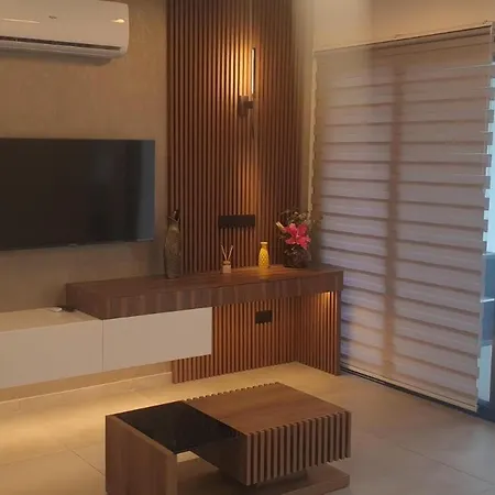 Deluxe 1 Bed Ayios Dometios Lägenhet *